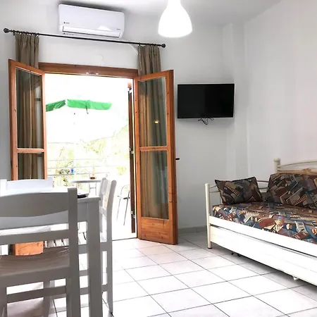 Aparthotel Lefkis &