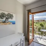 Hotel apartamentowy Lefkis & 4*