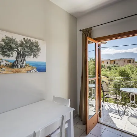 Lägenhetshotell Lefkis & 4*