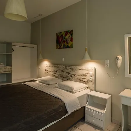 Lefkis & Lägenhetshotell 4*