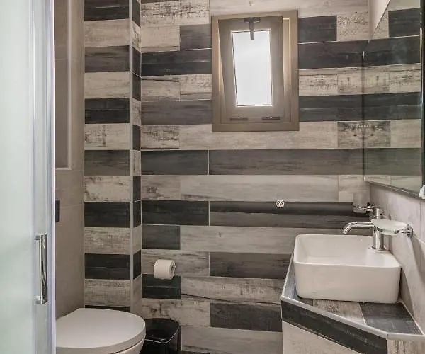 Lefkis & Apart-hotel